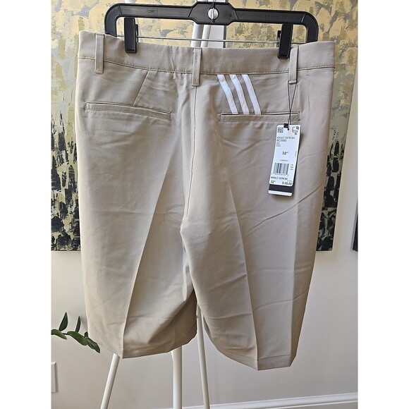 New Adidas Men's Ultimate 365 3-Stripes Beige Golf Shorts BC3995 size 32 NWT - Picture 1 of 10
